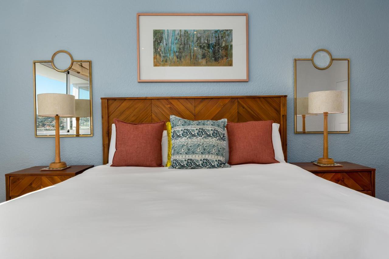 Jagar Court 8 * Cape Town